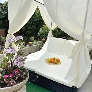  Apartment Nika 1